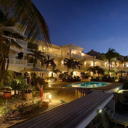 Belmar Oceanfront Apartments Bonaire Kültér fotó