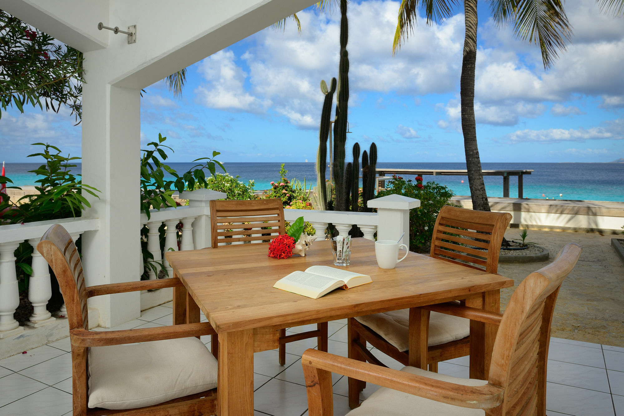 Belmar Oceanfront Apartments Bonaire Kültér fotó