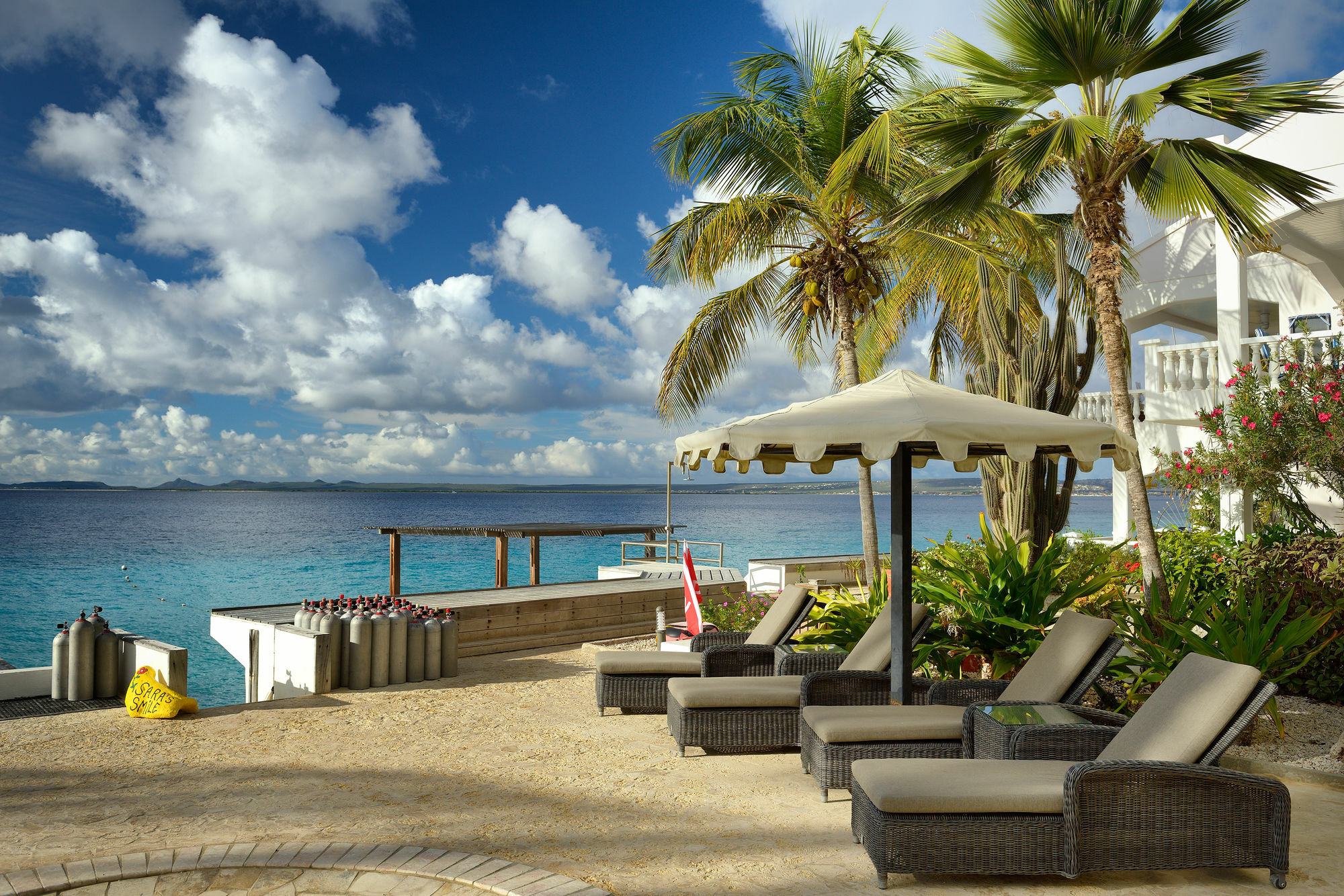 Belmar Oceanfront Apartments Bonaire Kültér fotó